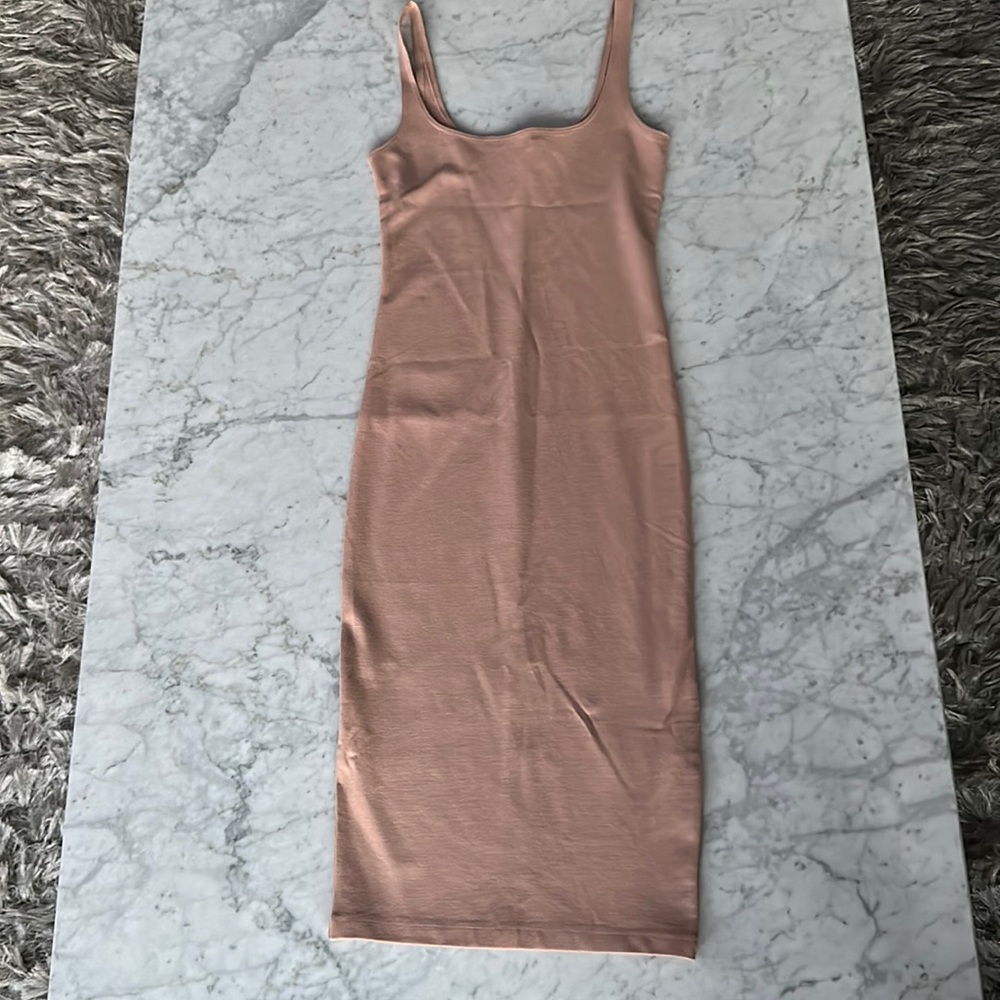 Forever 21 Dusty Rose Fitted Midi Dress